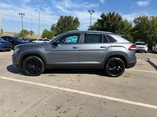Volkswagen Atlas Cross Sport 2023 AWD V6 SE 4Motion 4dr SUV con Tecnología