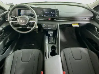 Hyundai ELANTRA 2026 SE 4dr Sedán