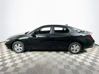 Hyundai ELANTRA 2026 SE 4dr Sedán