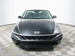 Hyundai ELANTRA 2026 SE 4dr Sedán
