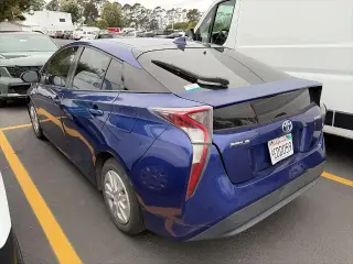 Toyota Prius 2016, dos unidades, 4dr Hatchback