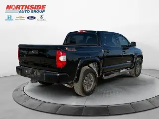 Toyota Tundra 2016 4x2 SR5 4dr CrewMax Cab Pickup SB (4.6L V8)