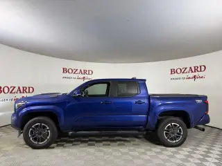 Toyota Tacoma 2024 4x4 TRD Sport HV 4dr Double Cab 5.0 ft SB