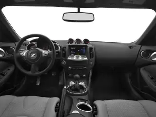 Nissan 370Z 2017 Touring 2dr Coupe 6M
