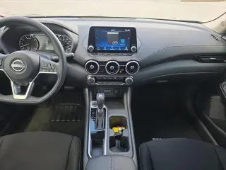 Nissan Sentra 2025 SV 4dr Sedán