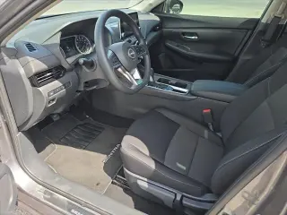 Nissan Sentra 2025 SV 4dr Sedán