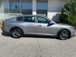 Kia K4 2025 LXS 4dr Sedán