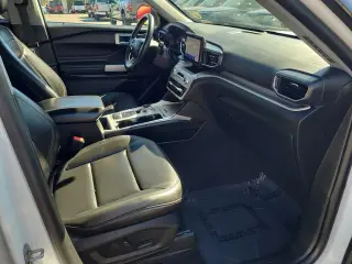 Ford Explorer 2023 AWD XLT 4dr SUV