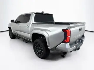 Toyota Tacoma 2025 4x2 SR5 4dr Double Cab 5.0 ft SB