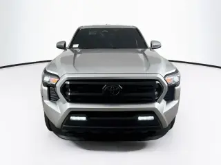 Toyota Tacoma 2025 4x2 SR5 4dr Double Cab 5.0 ft SB