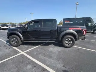 Ford F-150 2019 4x4 Raptor 4dr SuperCrew 5.5 ft. SB