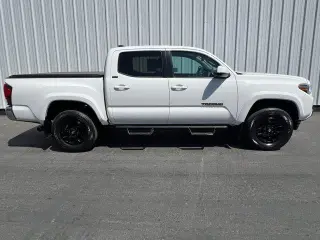 Toyota Tacoma 2021 4x2 TRD Off-Road 4dr Double Cab 5.0 ft SB