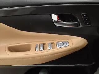 Hyundai SANTA FE 2021 AWD Calligraphy 4 puertas Crossover con ruedas de 19 pulgadas