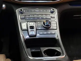 Hyundai SANTA FE 2021 AWD Calligraphy 4 puertas Crossover con ruedas de 19 pulgadas