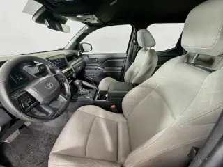 Toyota Tacoma 2025 4x2 SR5 4dr Double Cab 5.0 ft SB