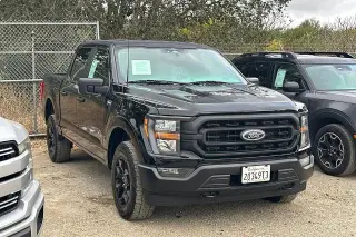 Ford F-150 2023 4x4 King Ranch 4dr SuperCrew 5.5 ft. SB