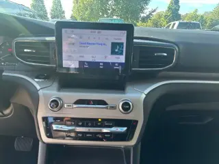 Ford Explorer 2023 XLT 4dr SUV