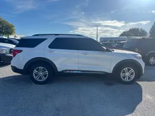 Ford Explorer 2023 XLT 4dr SUV