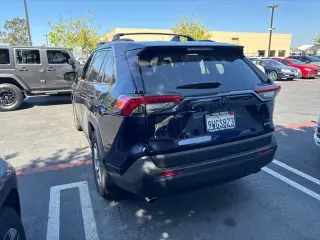 Toyota RAV4 Híbrido 2025 AWD XLE 4dr SUV