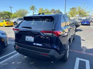 Toyota RAV4 Híbrido 2025 AWD XLE 4dr SUV