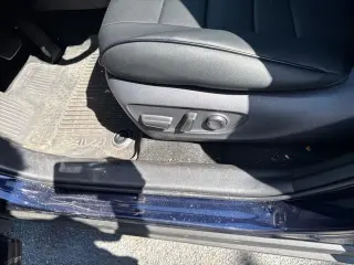 Toyota RAV4 Híbrido 2025 AWD XLE 4dr SUV