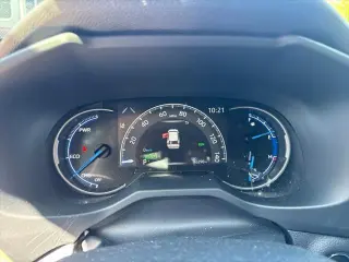 Toyota RAV4 Híbrido 2025 AWD XLE 4dr SUV