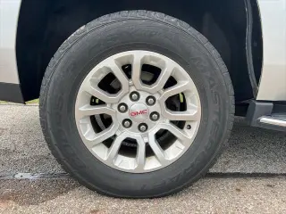 GMC Yukon 2019 4x4 SLT 4dr SUV