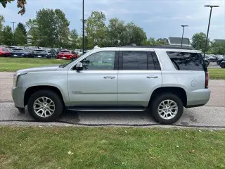 GMC Yukon 2019 4x4 SLT 4dr SUV