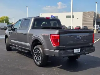 Ford F-150 2023 4x4 XLT 4 puertas SuperCrew 5.5 pies SB