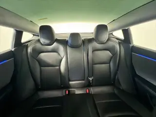 Tesla Model 3 2025 Rango Extendido 4 puertas Fastback