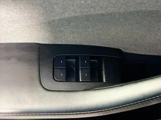 Tesla Model 3 2025 Rango Extendido 4 puertas Fastback