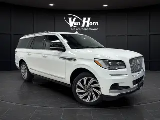 2023 Lincoln Navigator L