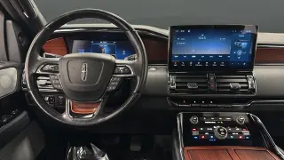2023 Lincoln Navigator L
