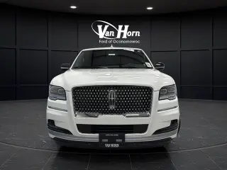 2023 Lincoln Navigator L