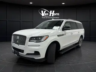 2023 Lincoln Navigator L