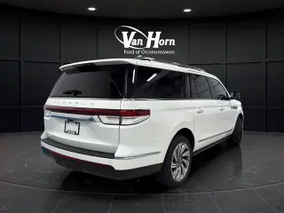 2023 Lincoln Navigator L