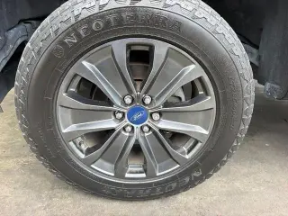 Ford F-150 2018 4x4 XLT 4dr SuperCrew 5.5 ft. SB