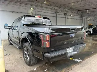 Ford F-150 2018 4x4 XLT 4dr SuperCrew 5.5 ft. SB