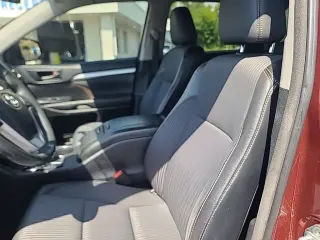 2016 Toyota Highlander