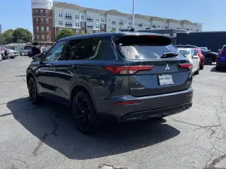 Mitsubishi Outlander 2024 SE 4dr SUV