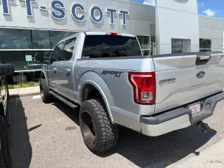 Ford F-150 2015 4x4 XLT 4dr SuperCrew 5.5 ft. SB