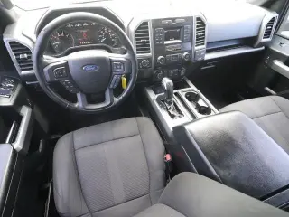 Ford F-150 2015 4x4 XLT 4dr SuperCrew 5.5 ft. SB