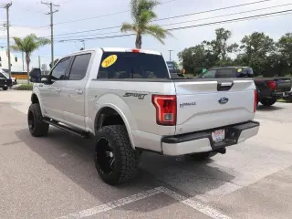 Ford F-150 2015 4x4 XLT 4dr SuperCrew 5.5 ft. SB