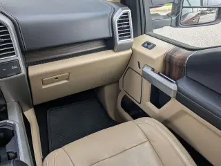 Ford F-150 2015 4x4 Lariat 4dr SuperCrew 5.5 ft. SB