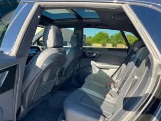 2025 Audi Q8