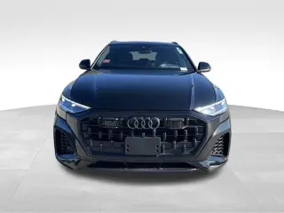 2025 Audi Q8