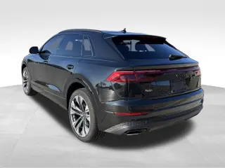 2025 Audi Q8