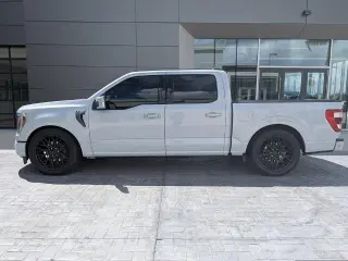 Ford F-150 2022 4x2 Lariat 4dr SuperCrew 5.5 ft. SB