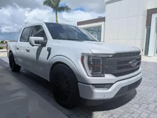 Ford F-150 2022 4x2 Lariat 4dr SuperCrew 5.5 ft. SB