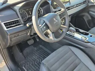 Mitsubishi Outlander 2025 AWD Trail Edition 4dr SUV